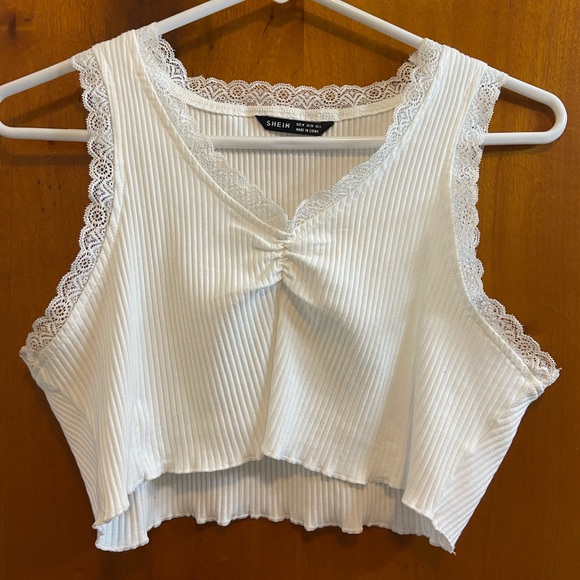 It's a plain white crop top, never been worn - Picture 2 of 2